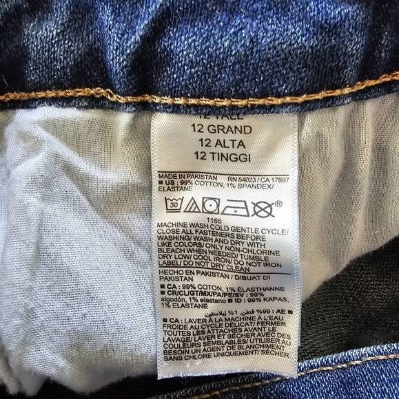 Old Navy O.G Straight High Rise Distressed Raw Hem Jeans Size Womens 12 Tall - Picture 15 of 15
